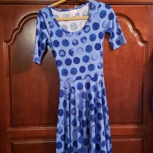 Womans dress .... lularoe nicole